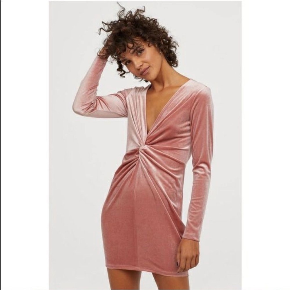 Gorgeous Blush Velvet Divided Size S Dress
